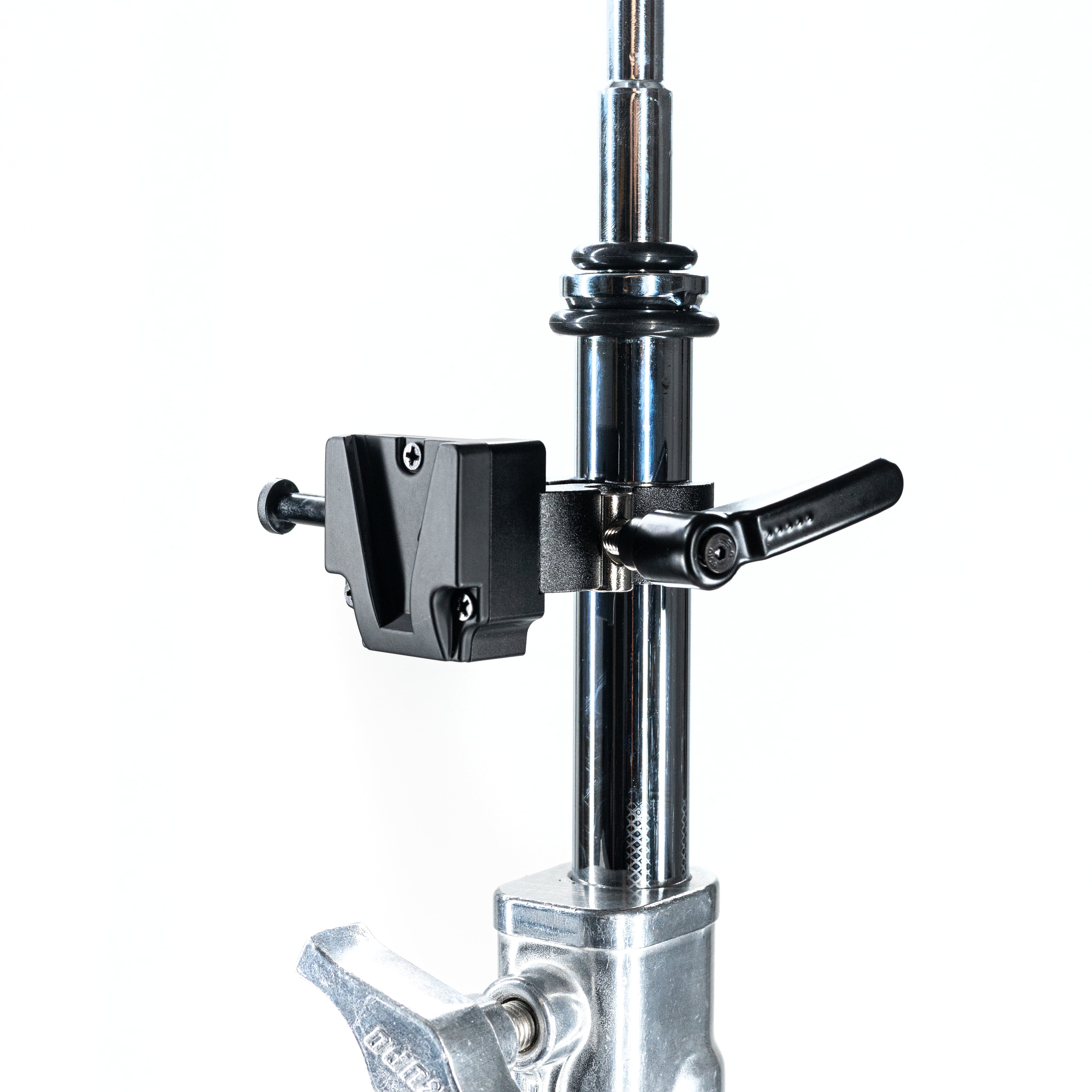Indipro Universal V-Mount Battery Clamp Indipro