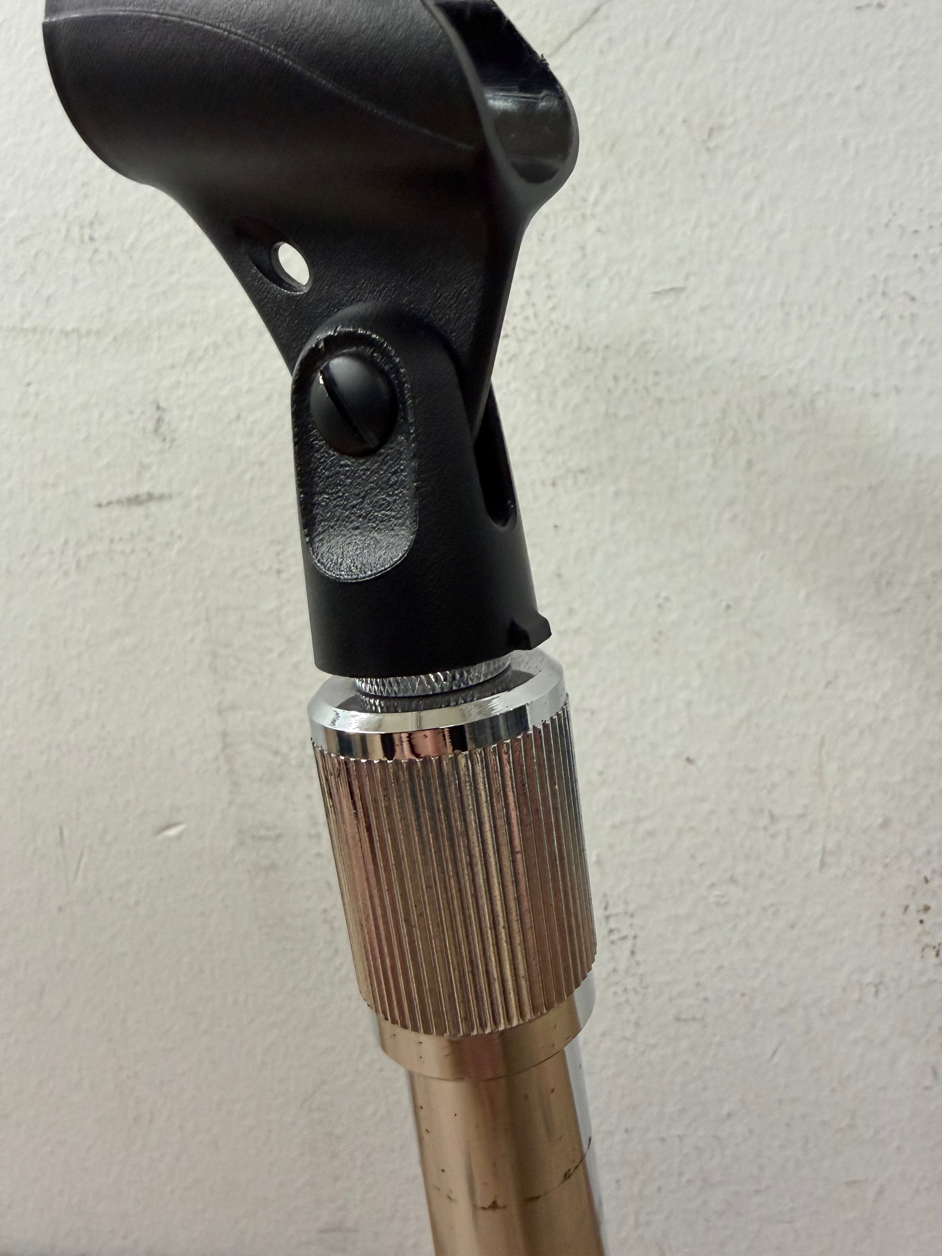 Shure SM58S Dynamic Vocal Microphone with On/Off Switch w/Mic Stand Vocal Mic Indipro Tools