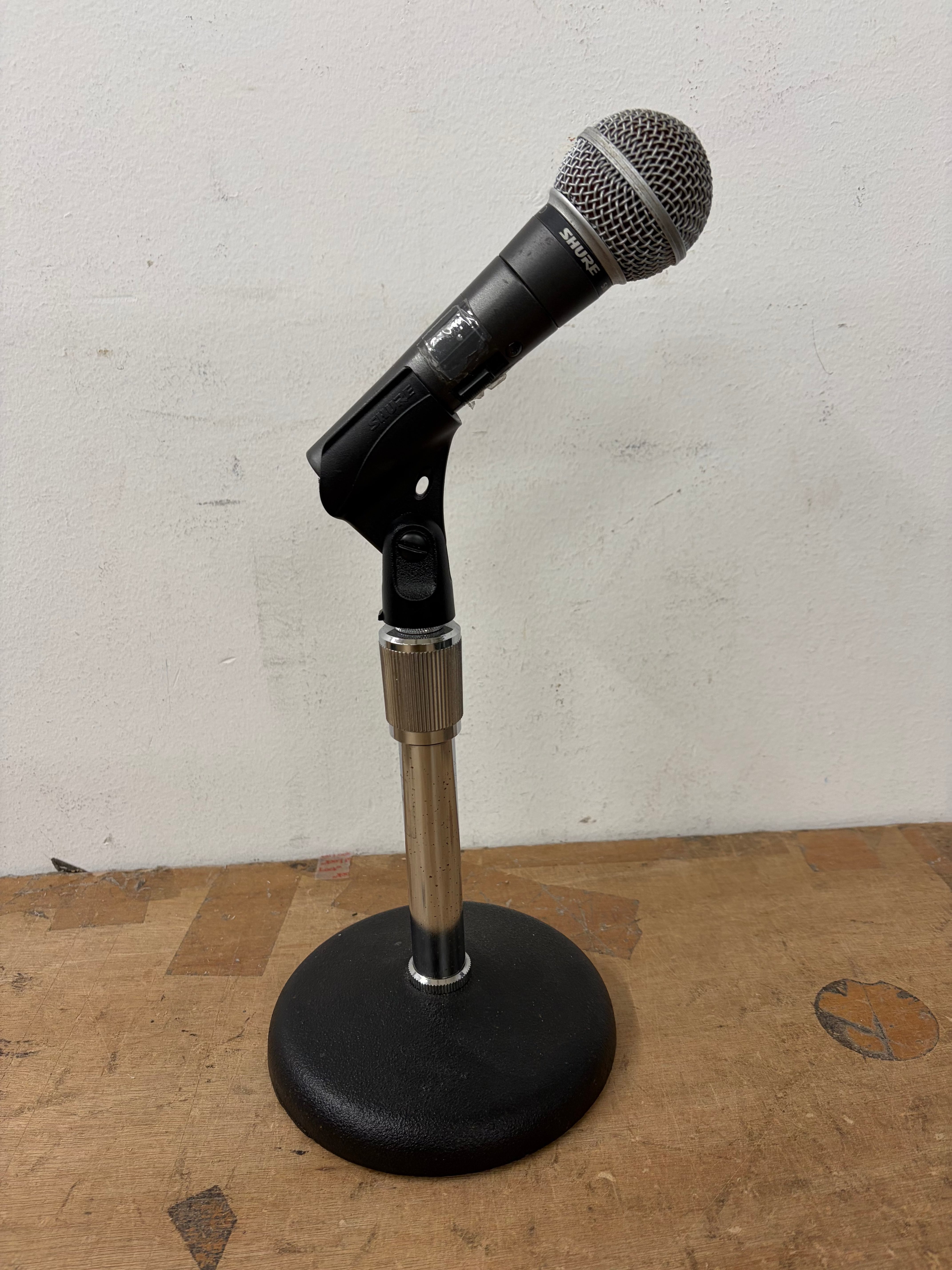 Shure SM58S Dynamic Vocal Microphone with On/Off Switch w/Mic Stand Vocal Mic Indipro Tools