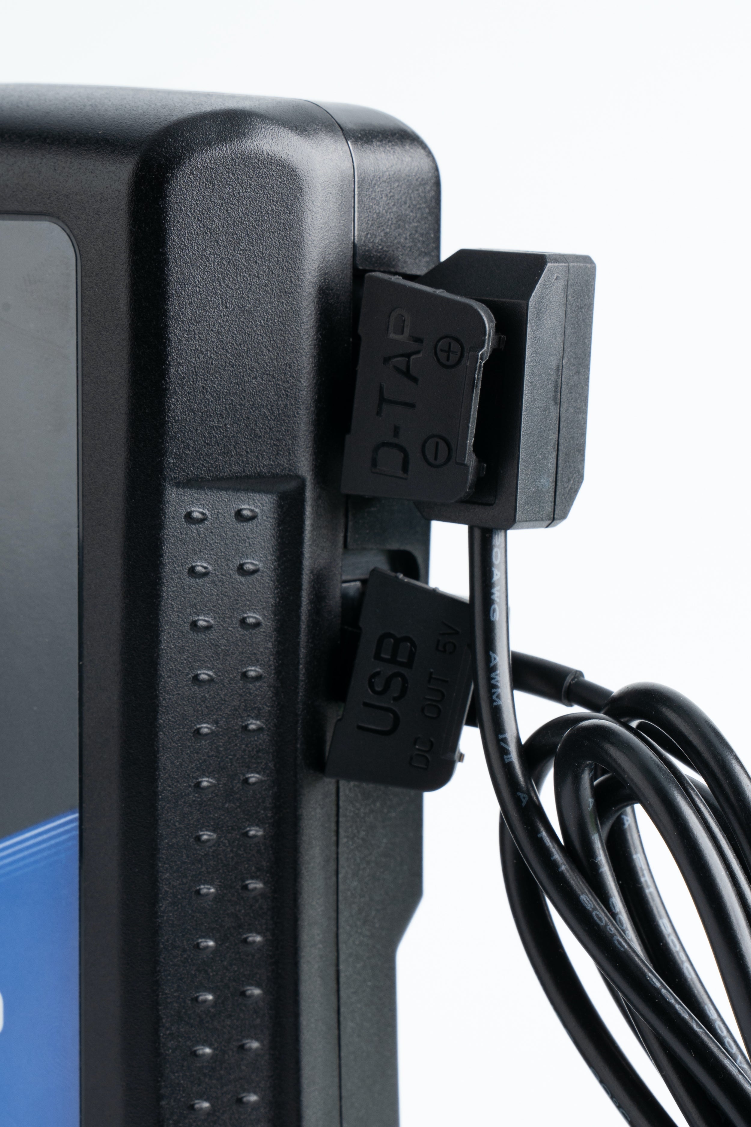 Blutech 95Wh V-Mount Battery and Charger Kit Indipro Tools